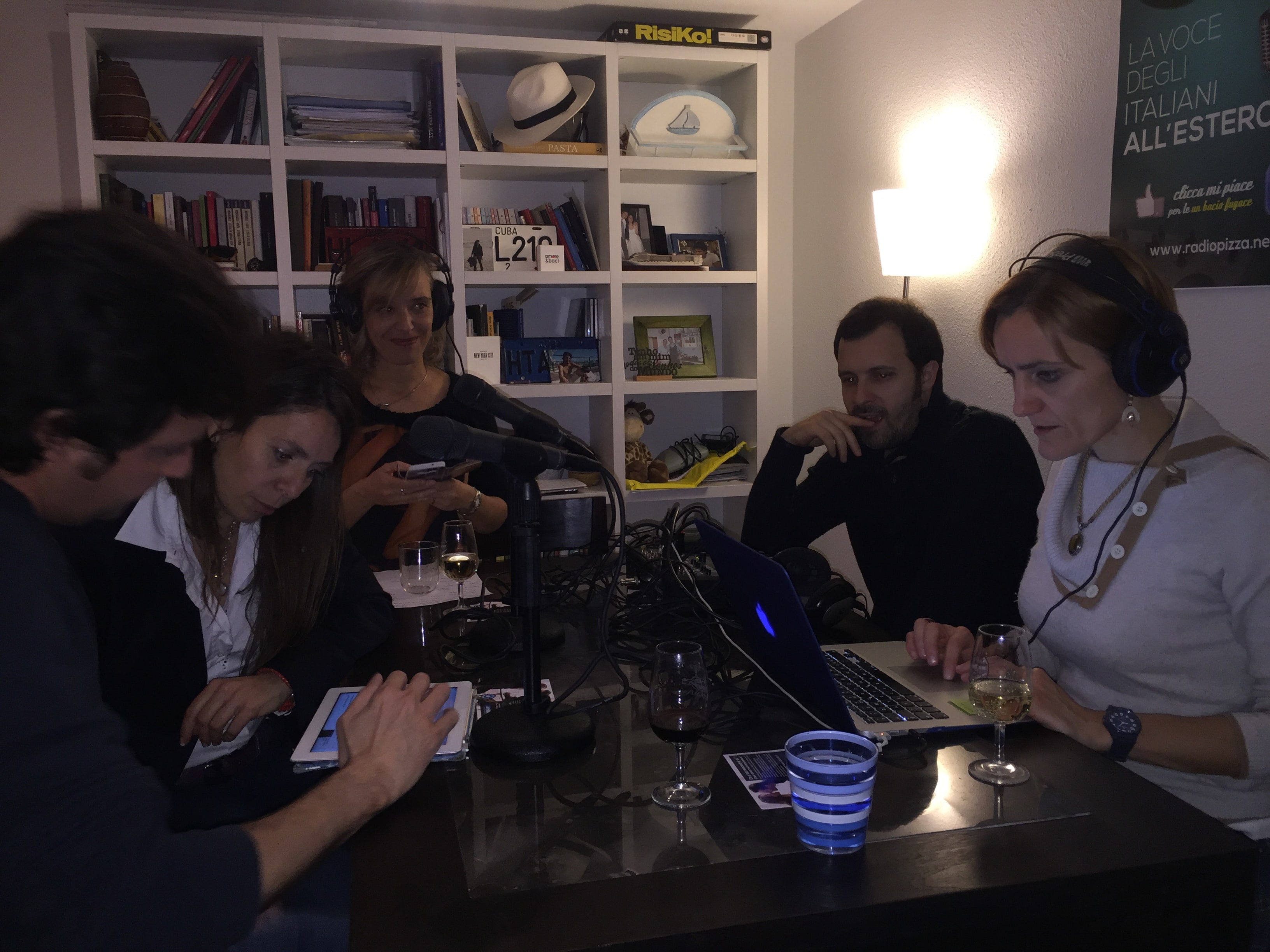 Image 3 de l'interview par la radio 'Radio Pizza' de l'agence matrimoniale de Suisse